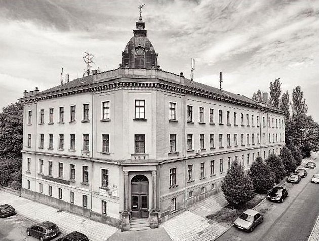 Desítky milionů korun kraj proinvestuje během prázdnin při opravách škol