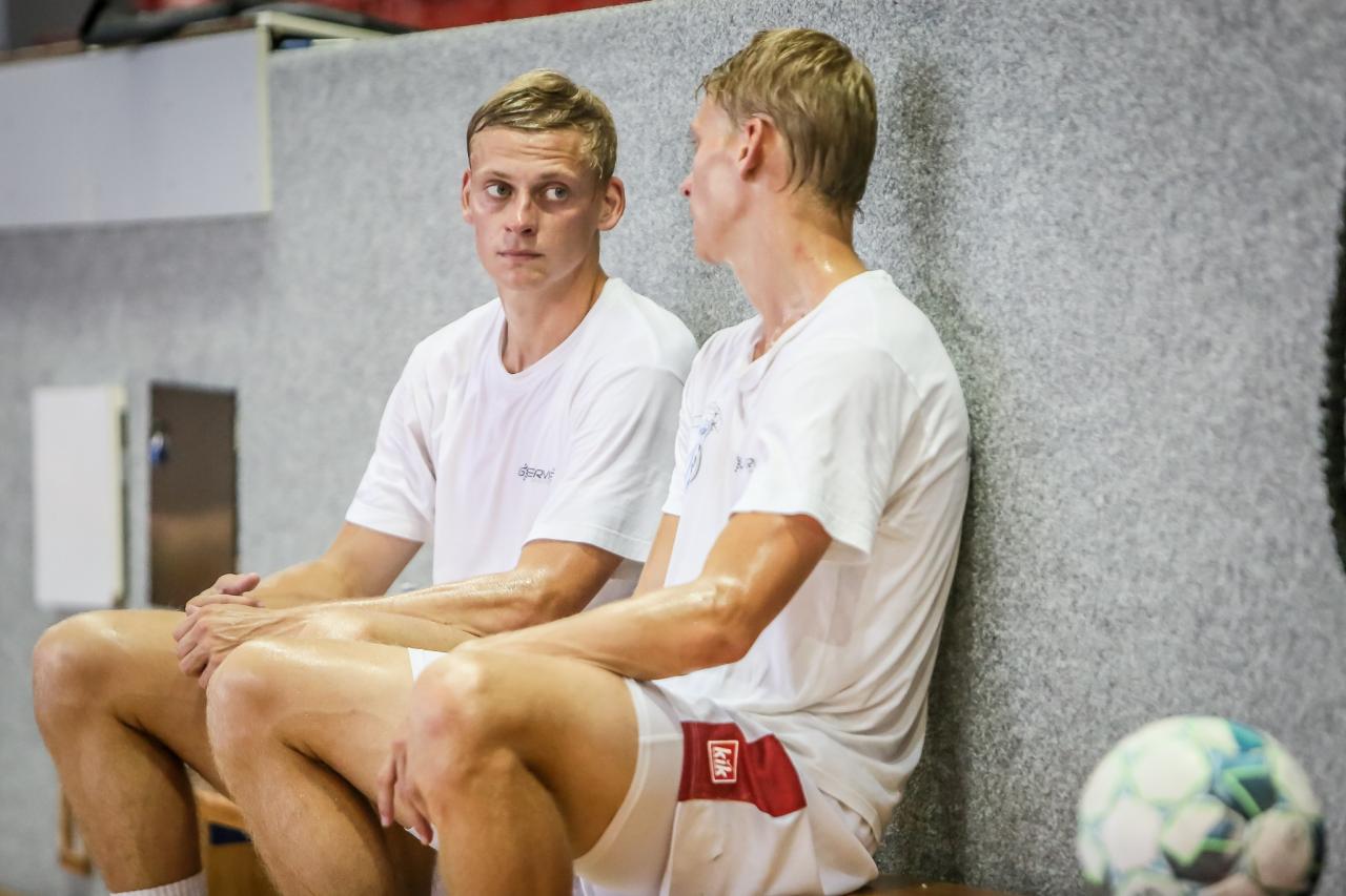 Futsalové podpisy: pokračují Brazilci i dvojčata Drozdovi