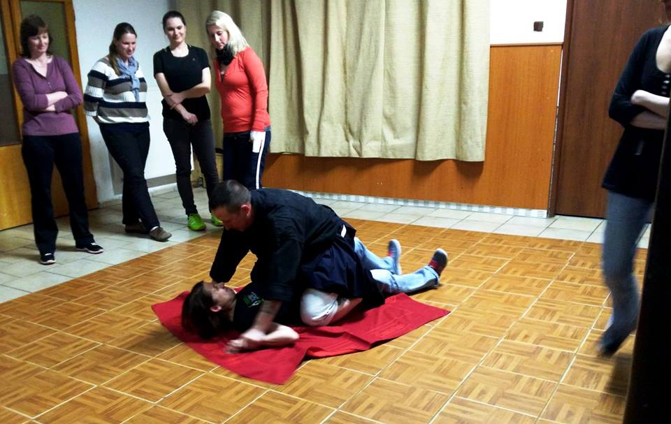 Kurzy sebeobrany pro ženy začínají v Kido Ryu již tento pátek