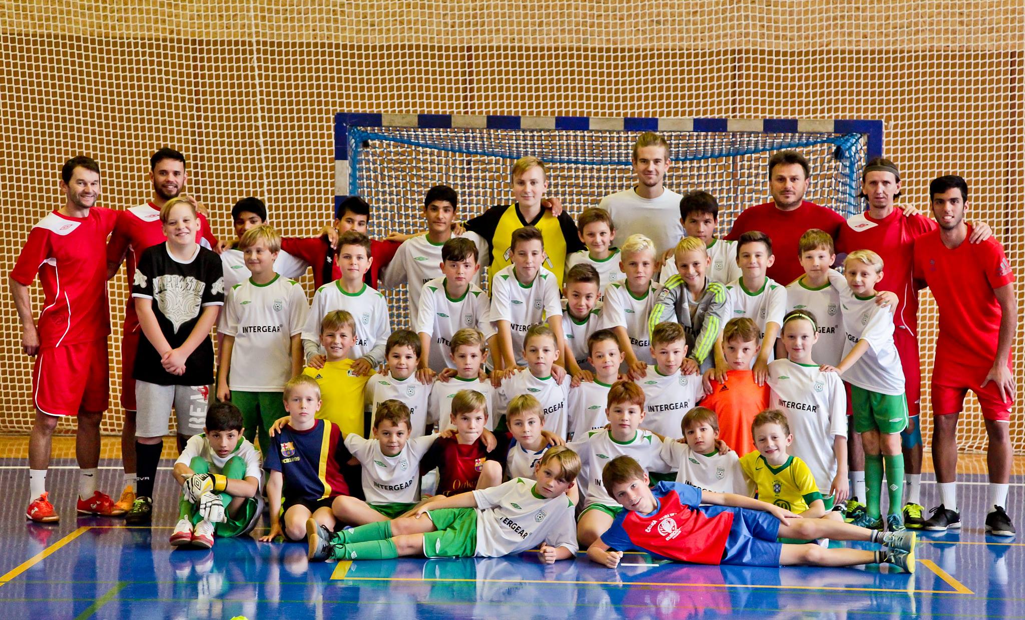 Po úspěšném prvním roce bude futsalový klub s mládežnickými kempy pokračovat