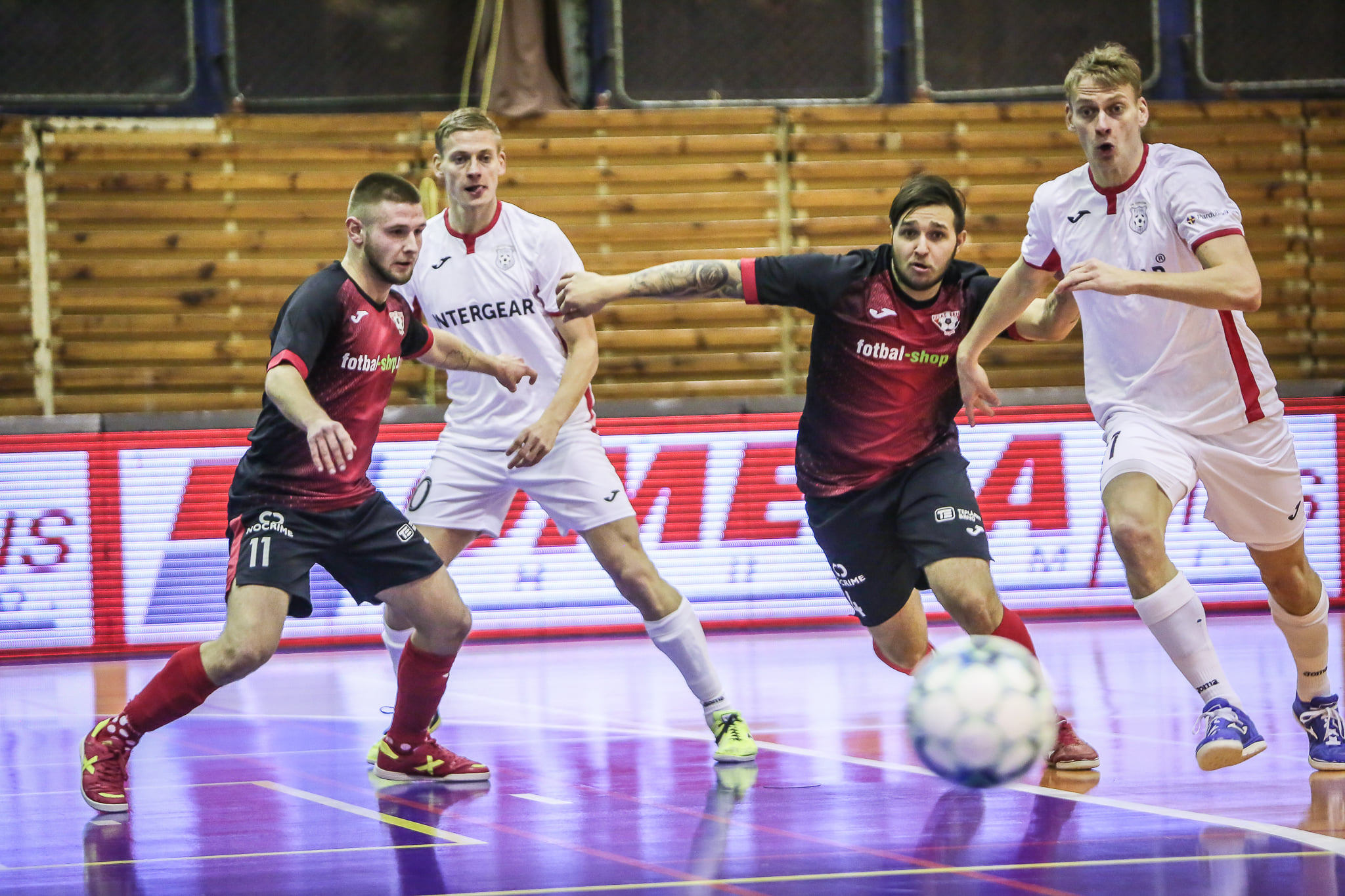 Před Ligou mistrů nabitý program. Chrudim zdolala Helas a myslí na Démony