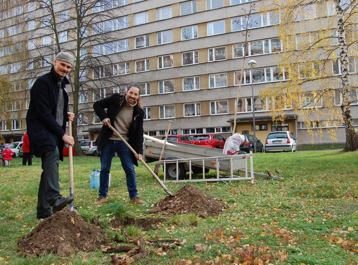 Kdo na radnici pracuje i o víkendu a kdo se naopak fláká?