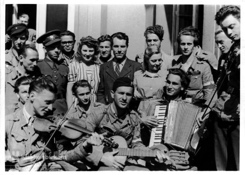 Muzeum vystavilo dobové fotografie z května 1945