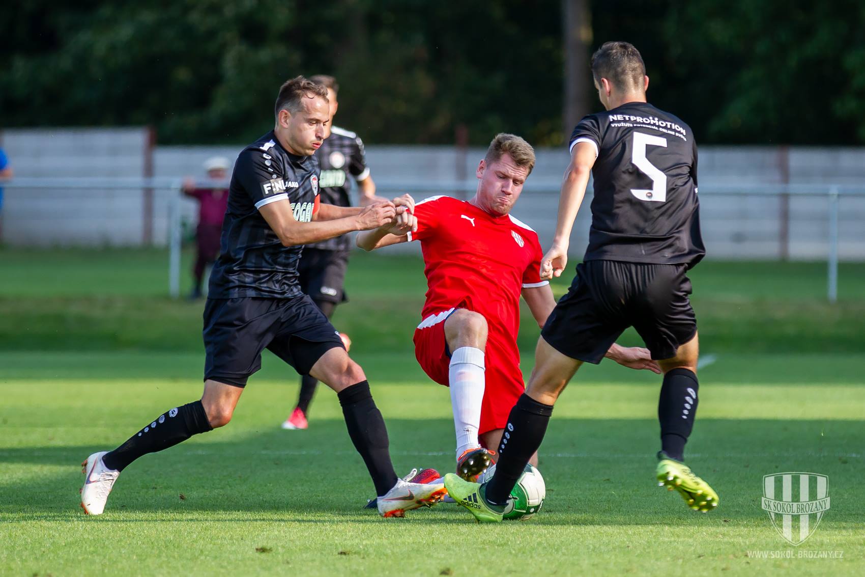 Obrat v Brozanech řídili stopeři, Chrudim jde v MOL Cupu dál