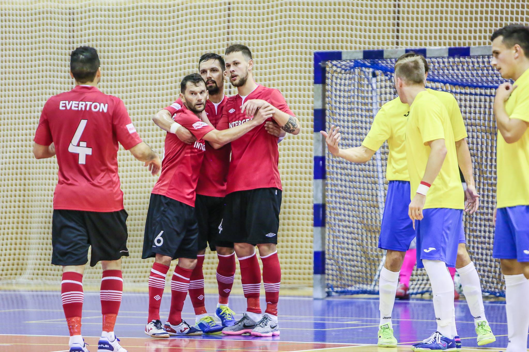 Výprask nováčka řídili Pavel Drozd s Martinem Došou