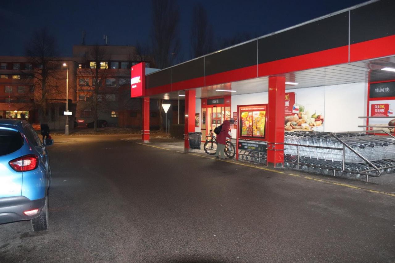 Hledají se svědci srážky s chodcem