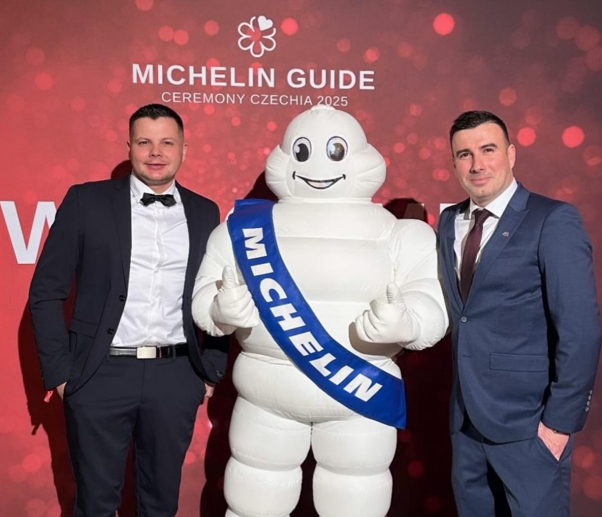 Restauraci Tlustá Kachna doporučuje prestižní průvodce Michelin!