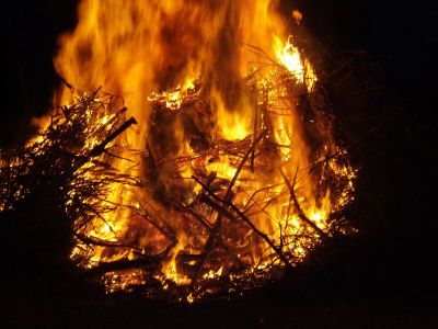 Čarodějnický slet v areálu letního kina