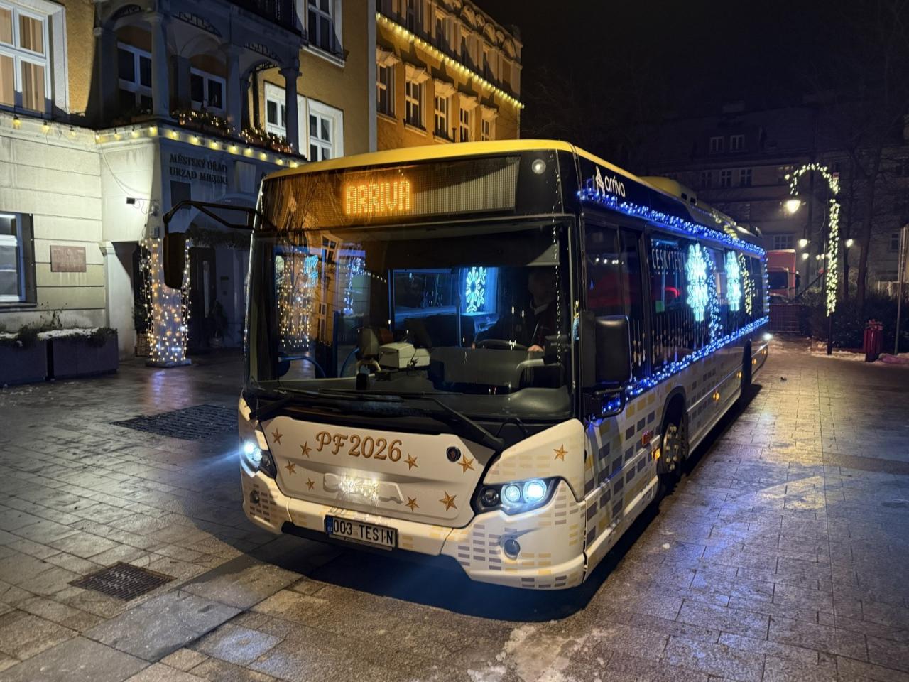 Do ulic Chrudimi vyjede i vánoční autobus s Mikulášem