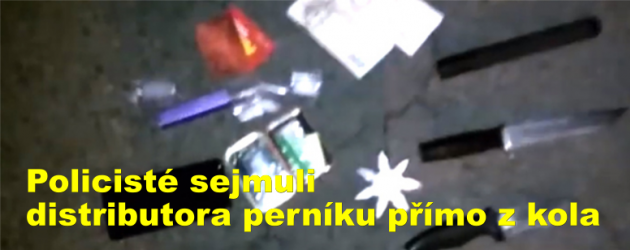 Policisté sejmuli distributora perníku přímo z kola