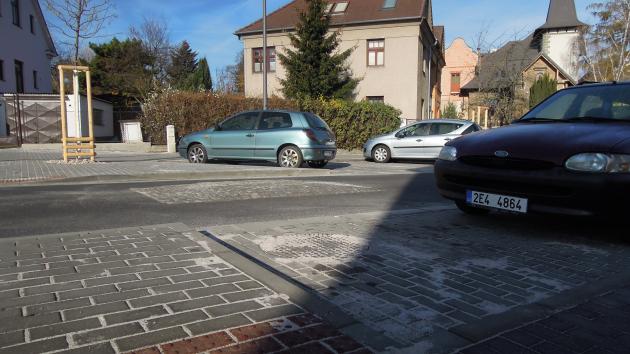 Retardéry v ulici Čs. armády jsou prý k ničemu