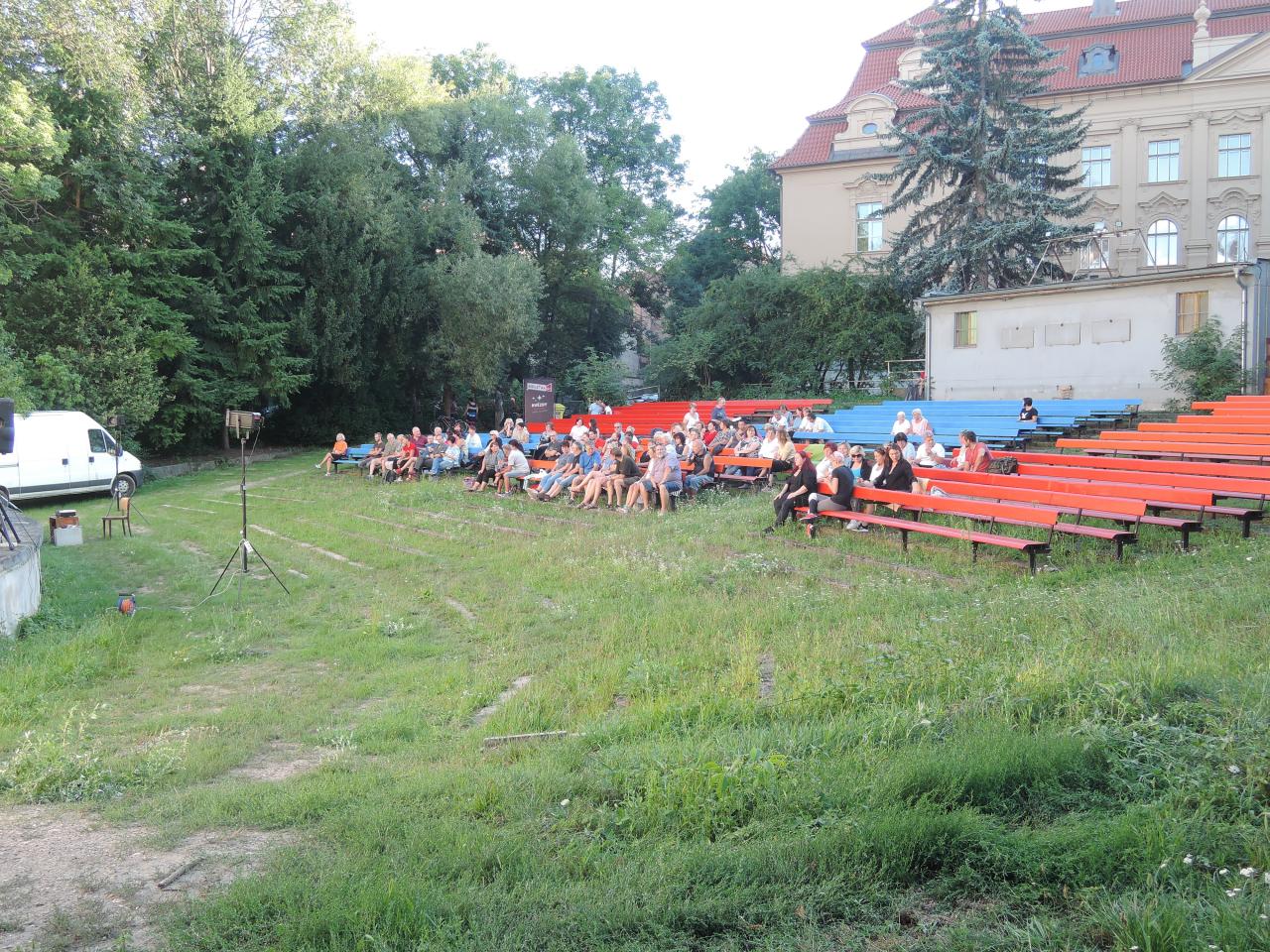 Festivalové koncerty v areálu letního kina
