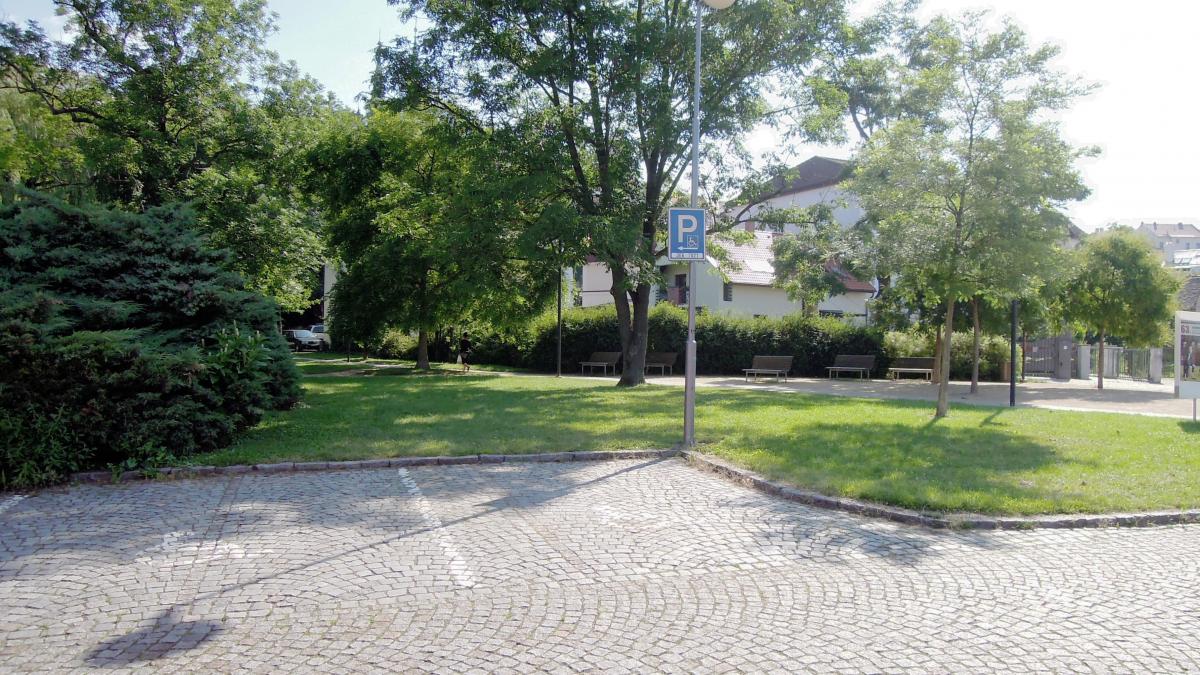Uzavírá se nábřeží Karla Čapka