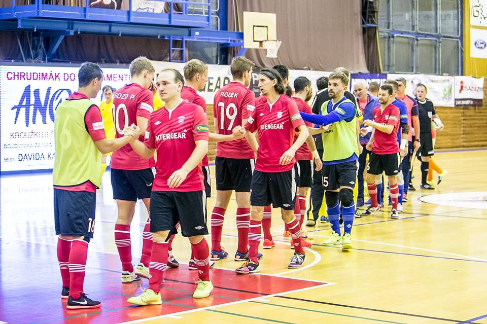 ERA-PACK se v Mělníku nadřel, výhru trefil až v závěru