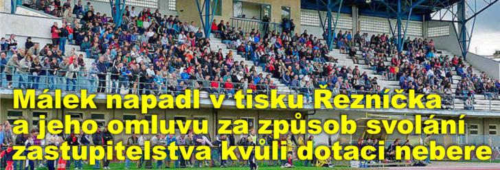 Málek napadl v tisku Řezníčka a jeho omluvu za způsob svolání zastupitelstva kvůli dotaci sportovcům nebere