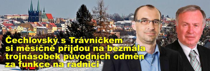 Čechlovský s Trávníčkem si měsíčně přijdou na bezmála trojnásobek původních odměn za funkce na radnici