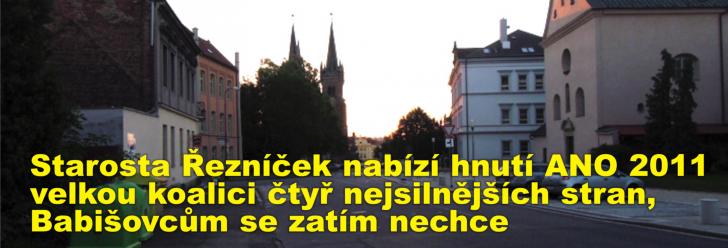 Starosta Řezníček nabízí hnutí ANO 2011 velkou koalici čtyř nejsilnějších stran, Babišovcům se zatím nechce