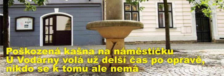 Poškozená kašna na náměstíčku U Vodárny volá už delší čas po opravě, nikdo se k tomu ale nemá