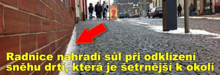 Radnice nahradí levnější sůl při odklízení sněhu kamennou drtí, která je šetrnější k okolí 