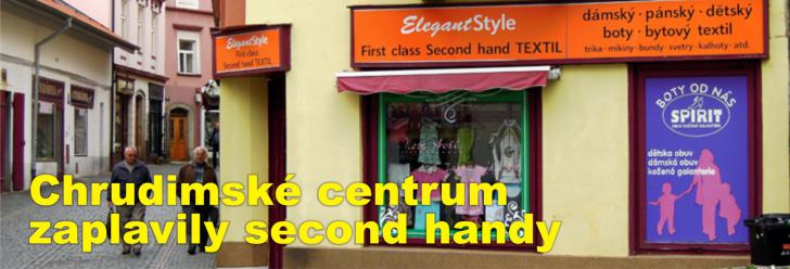 Chrudimské centrum zaplavily second handy, vydělávají na finanční nouzi lidí a módě nosit obnošené věci