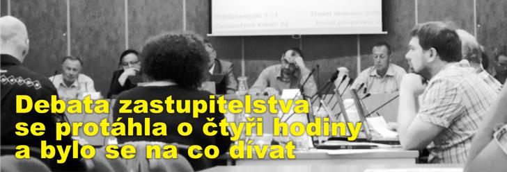 Debata zastupitelstva se protáhla o čtyři hodiny a bylo se na co dívat, nechyběli zde skřivánci ani šmoulové