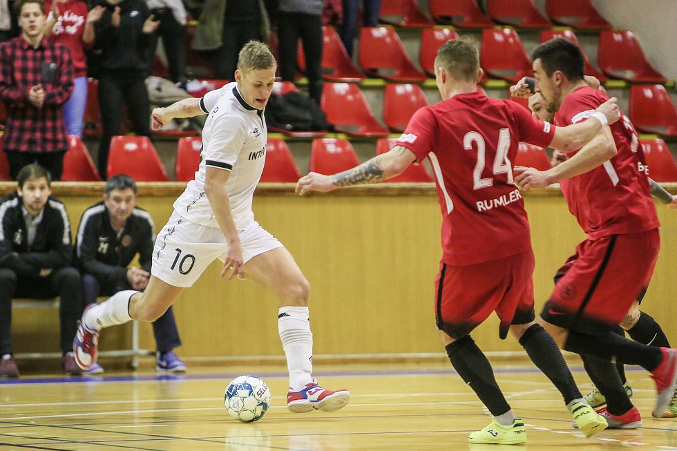 Jízdní řád nové sezony: brzký start, repríza finále bude odložena