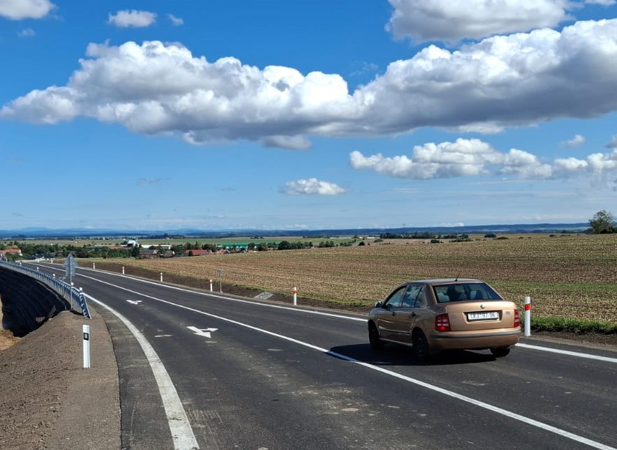 ŘSD dokončilo rekonstrukci silnice: Nebezpečná zatáčka zmizela