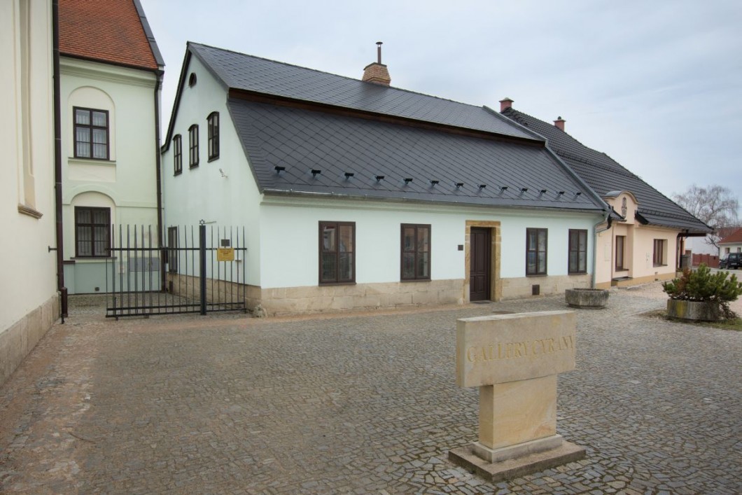 Výstava Unie výtvarných umělců v Galerii Dvojdomek