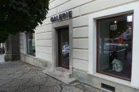 Galerie Art otevírá novou výstavu Barbory Myslikovjanové