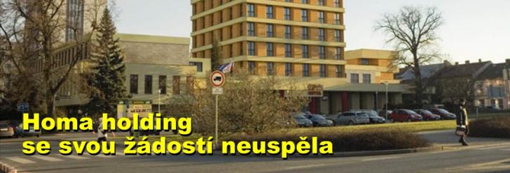 Homa holding se svou žádostí neuspěla. Za koho kope místostarosta Trávníček?