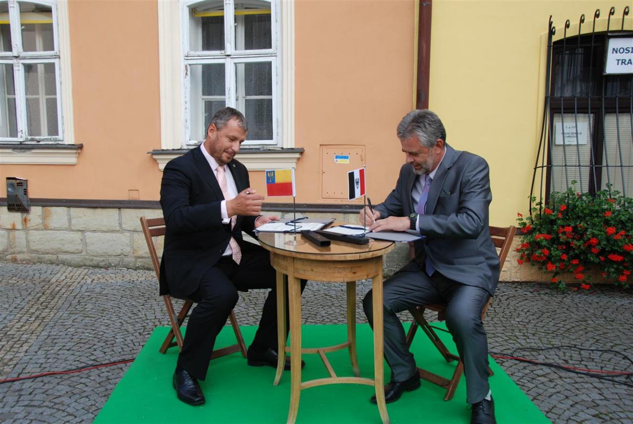 Partnerství se Znojmem symbolizuje obrat radnice na východ