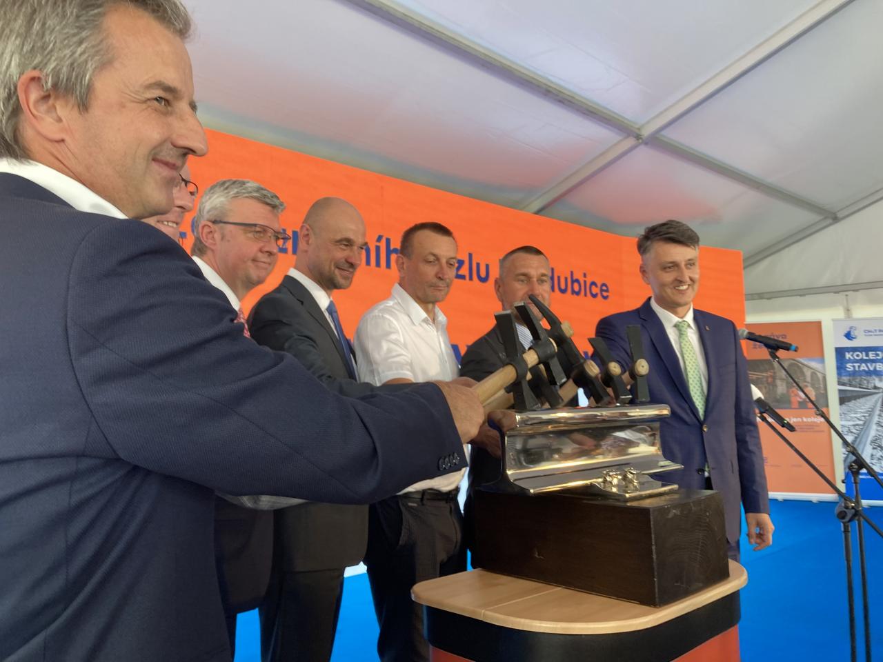 Ministr dopravy i generální ředitel správy železnic odstartovali modernizaci