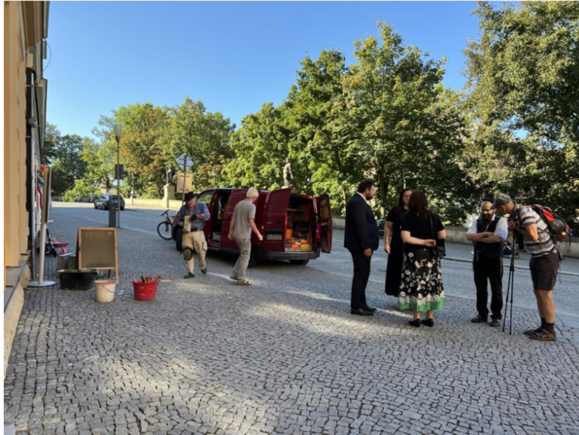 Projekt Stolpersteine se v Chrudimi završil 