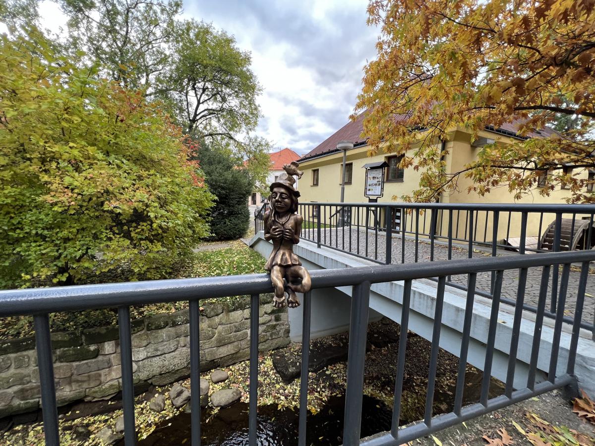 Vodník už přilákal k náhonu stovky lidí