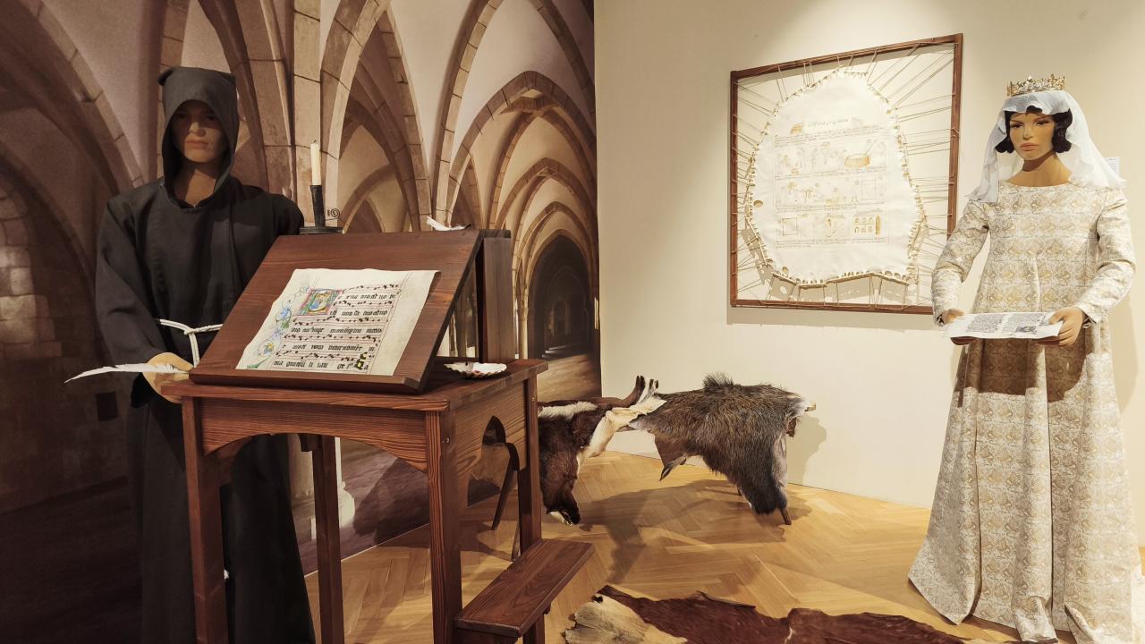 Muzeum zve na výstavu Královny – šlechtičny – měšťanky: Kulturní aktivity žen ve středověku