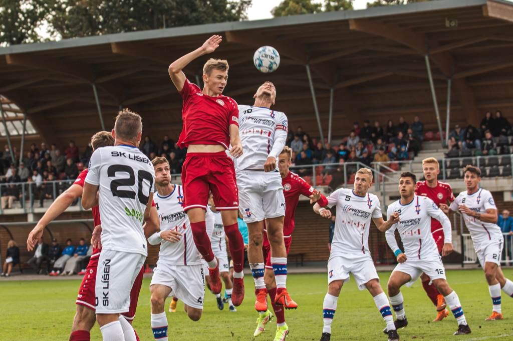 MOL Cup: S Karvinou padli gólem do šatny