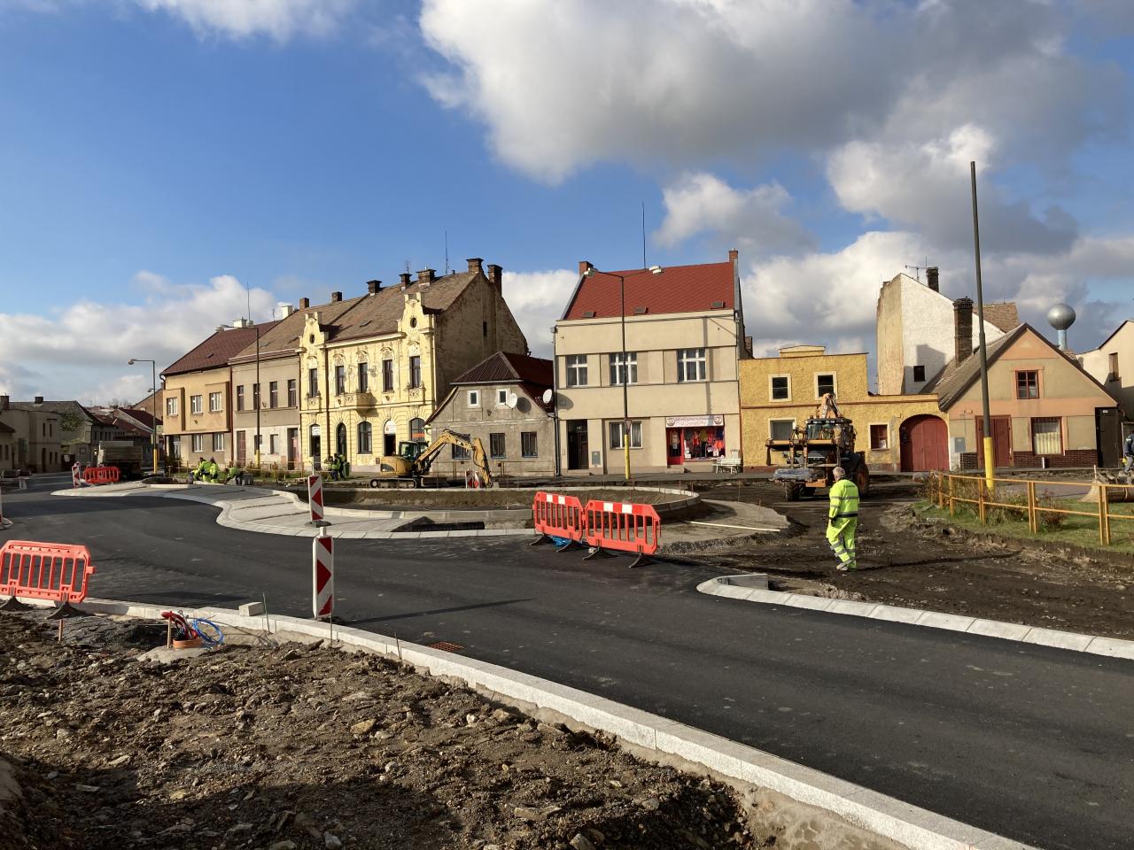 Díky opatřením na silnici se i kočkám blýská na lepší časy