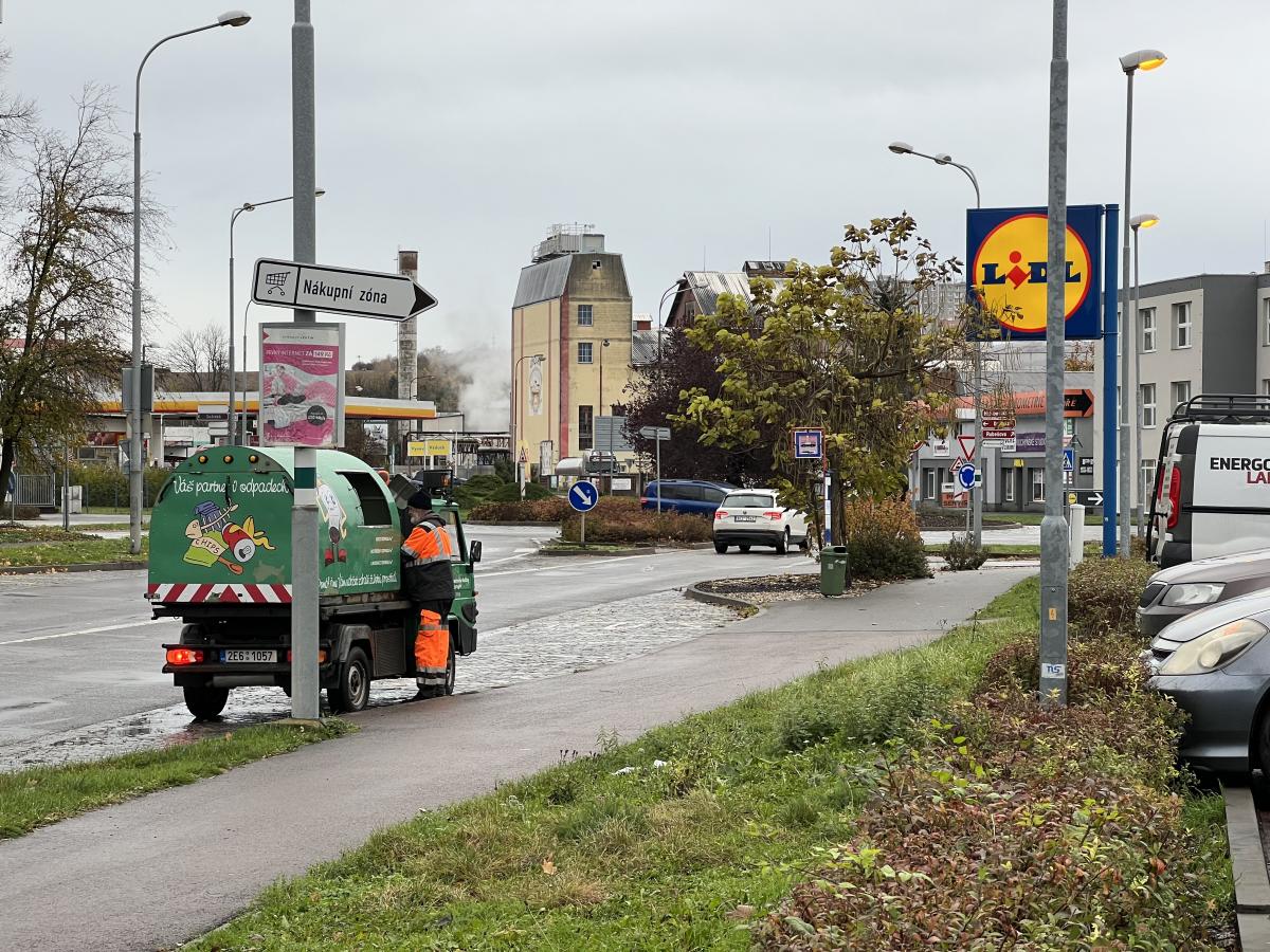 Za úklid nedopalků Chrudimi zpětně přistanou peníze