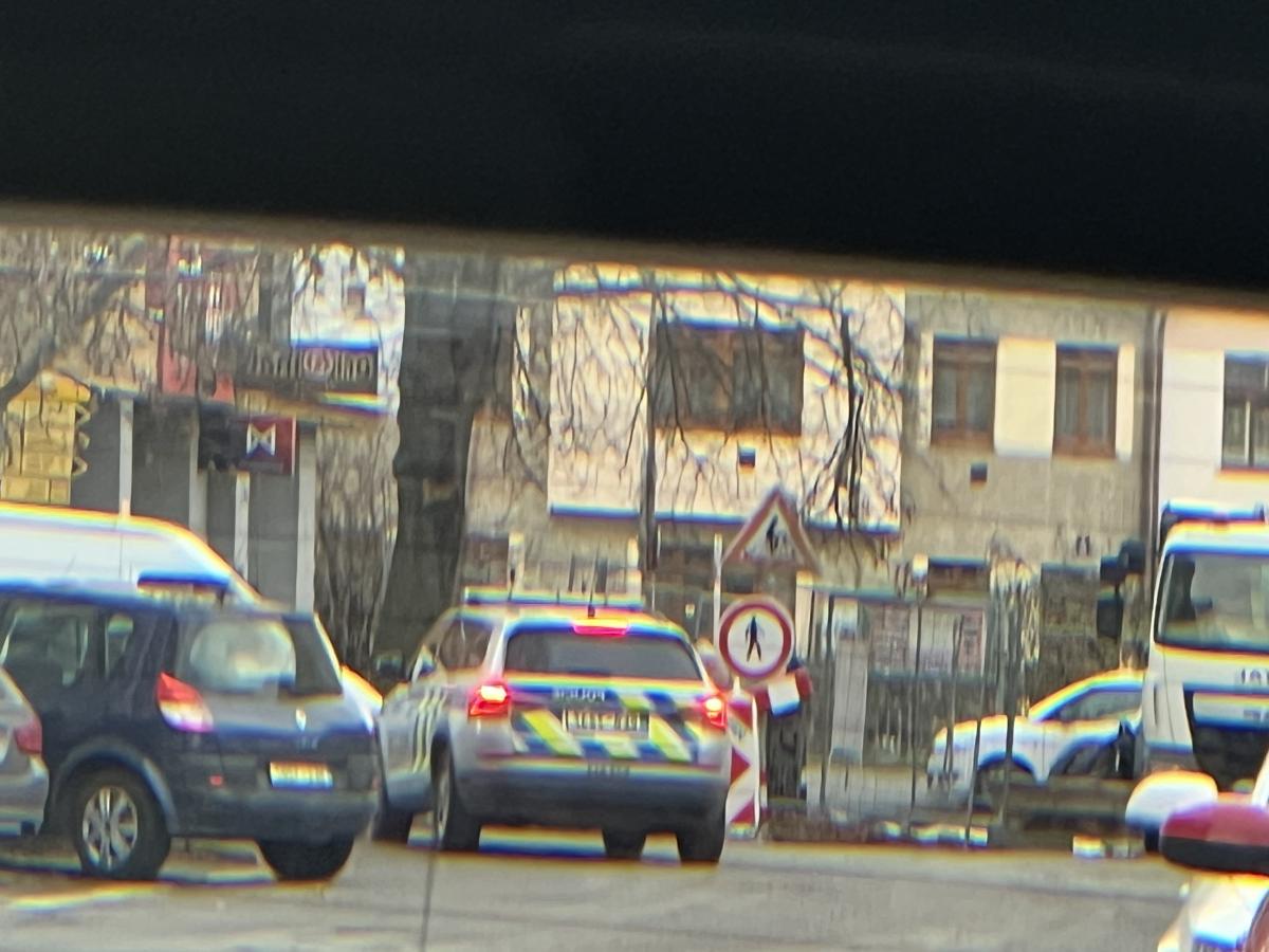 Dopravní nehody v minulém roce přežilo více lidí
