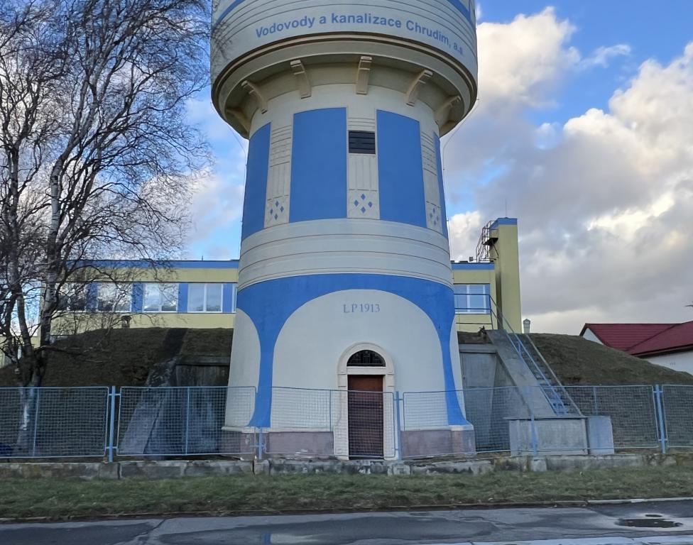 Vodárenská věž se rozsvítí v modrých barvách v rámci kampaně UNICEF