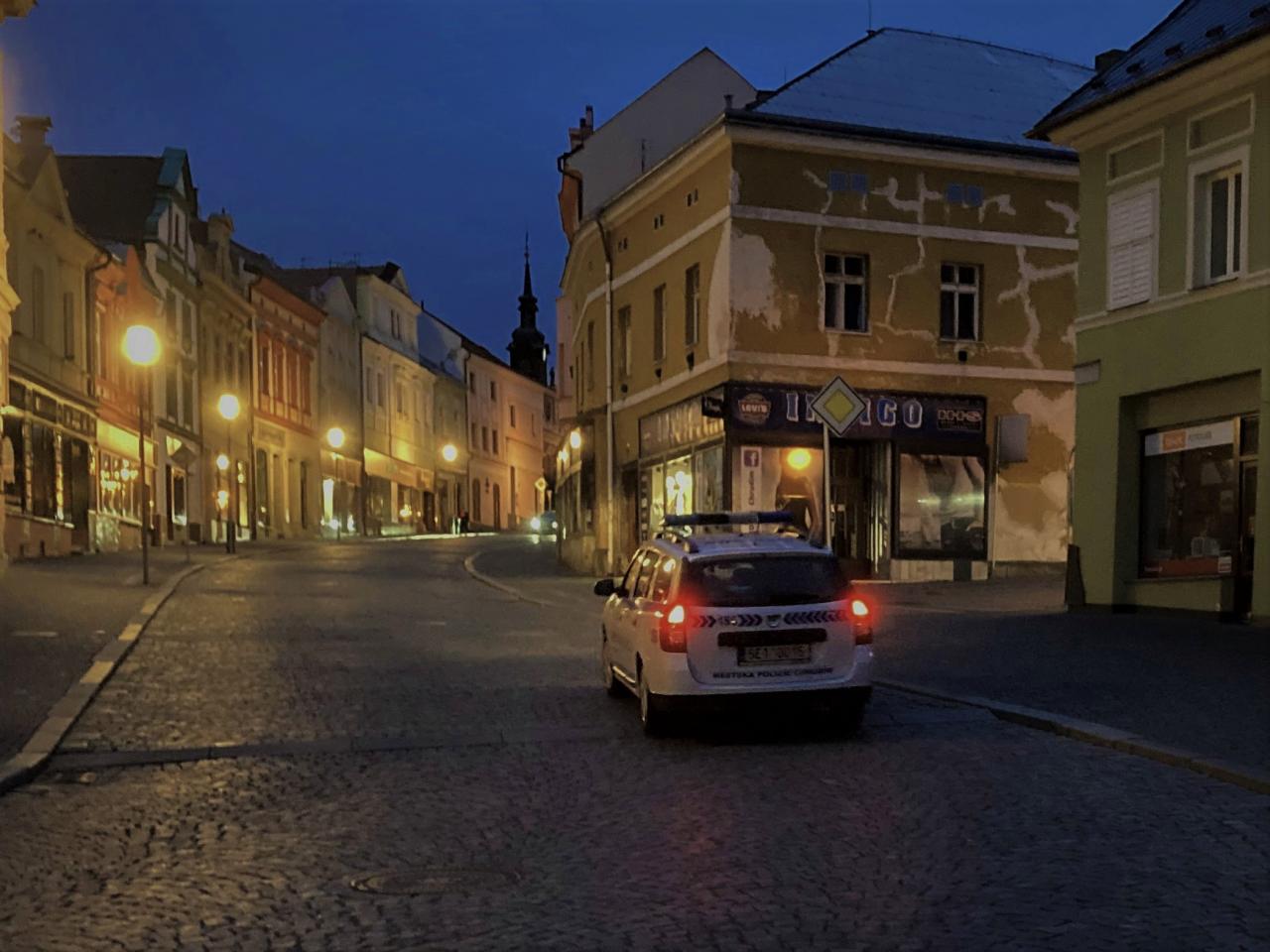 Páreček opilců měl smůlu, že byl pod dohledem kamer