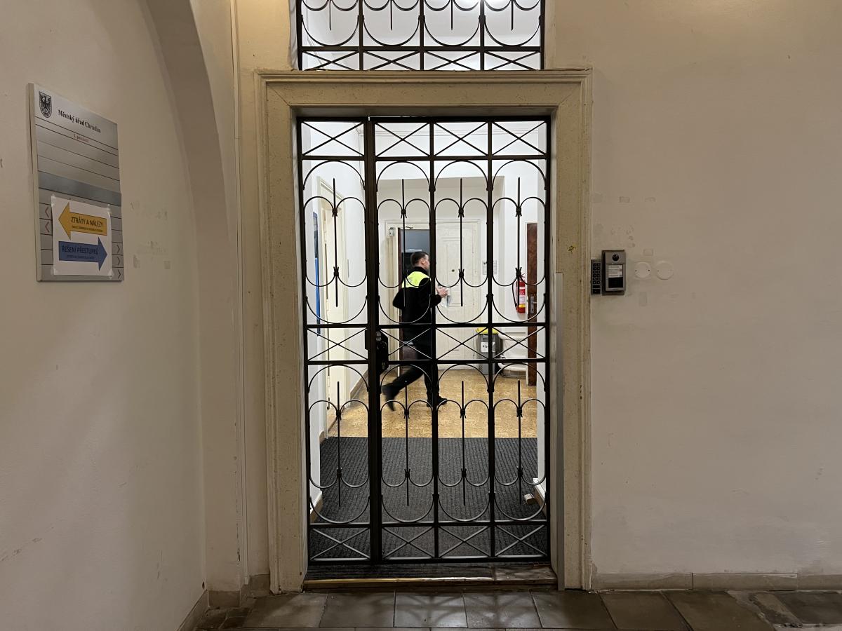 Řady městských strážníků se zatím rozšíří o dva členy