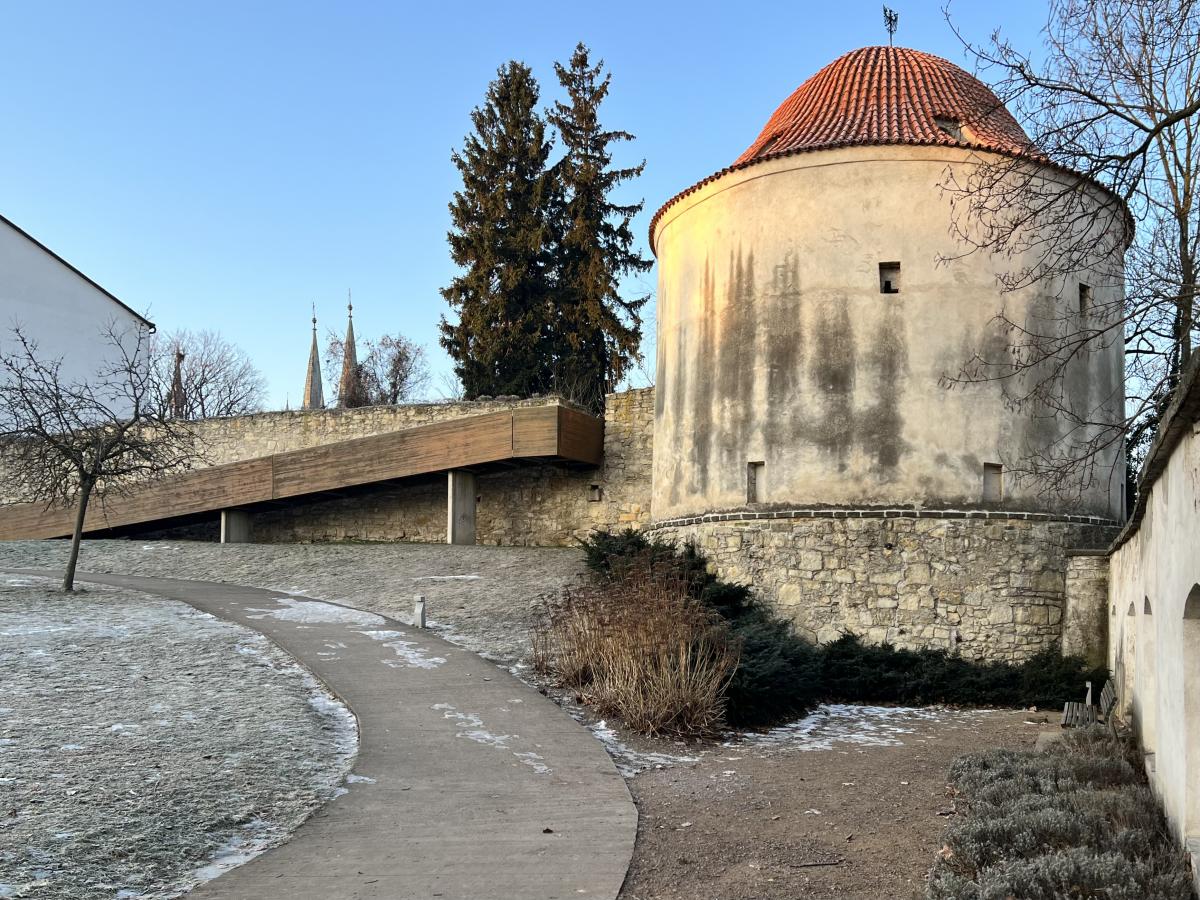 Bašta Prachárna postoupila do poslední fáze rekonstrukce