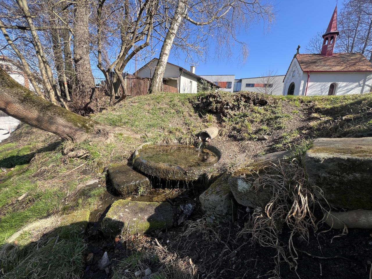 Do Červené studánky se sám vrátil pramen