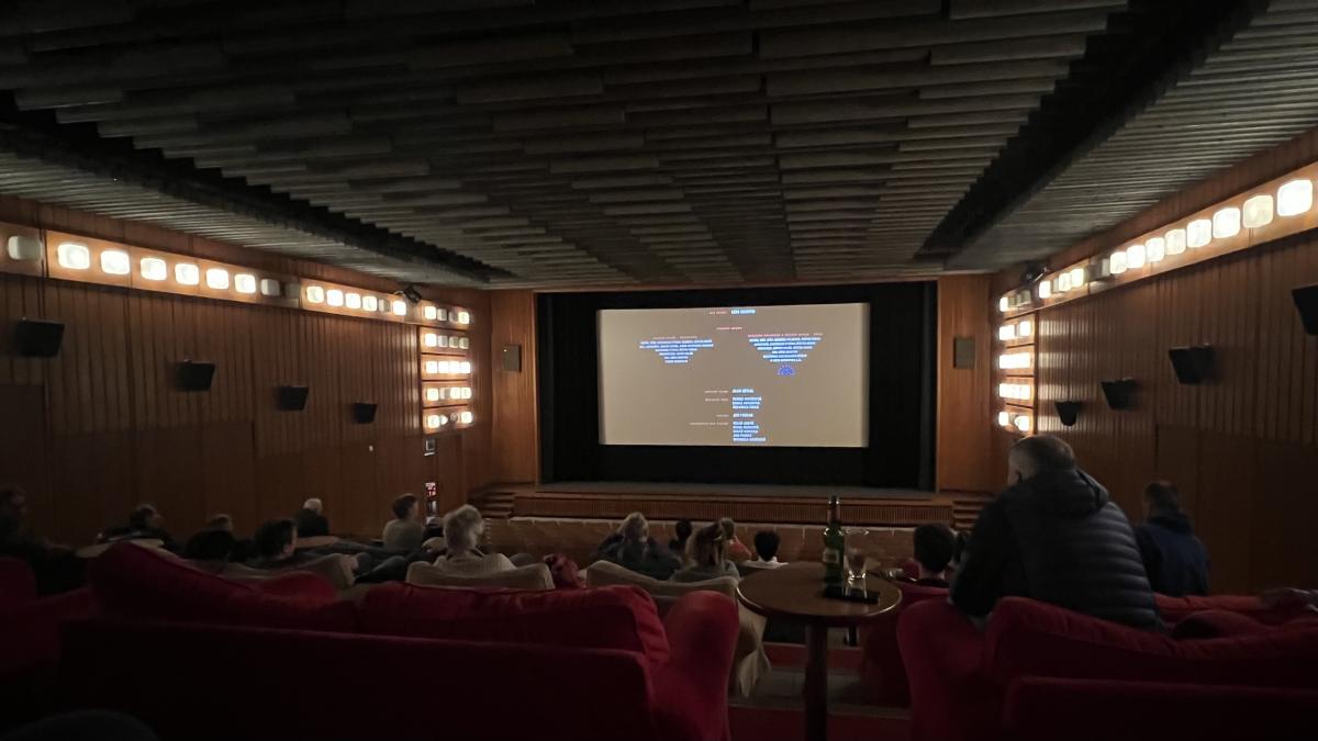 Film Velký vlastenecký výlet se nakonec bude promítat i v chrudimském kině: středoškolákům