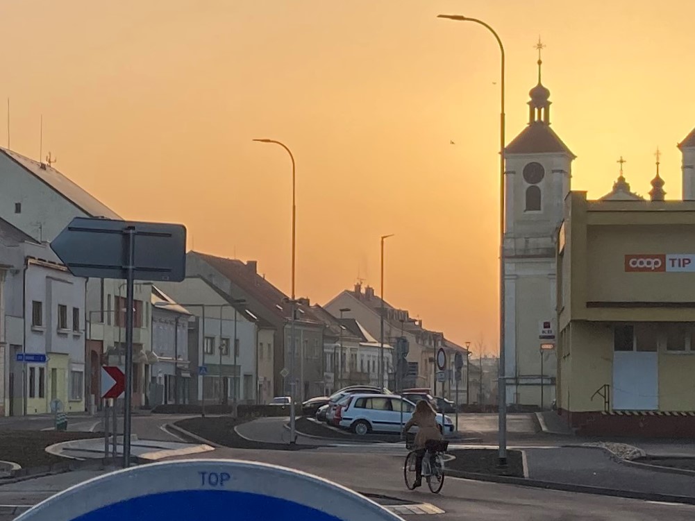 I přes vymoženosti kamerového systému ukradnou jedno kolo měsíčně