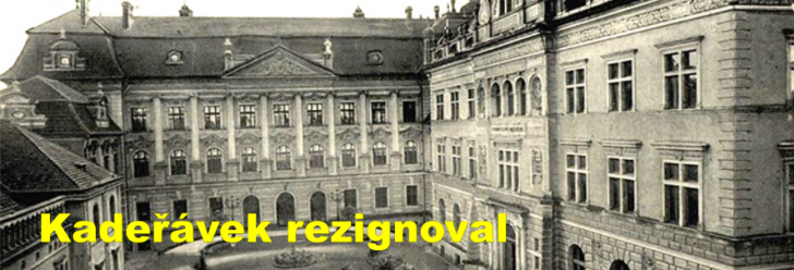 Kadeřávek rezignoval