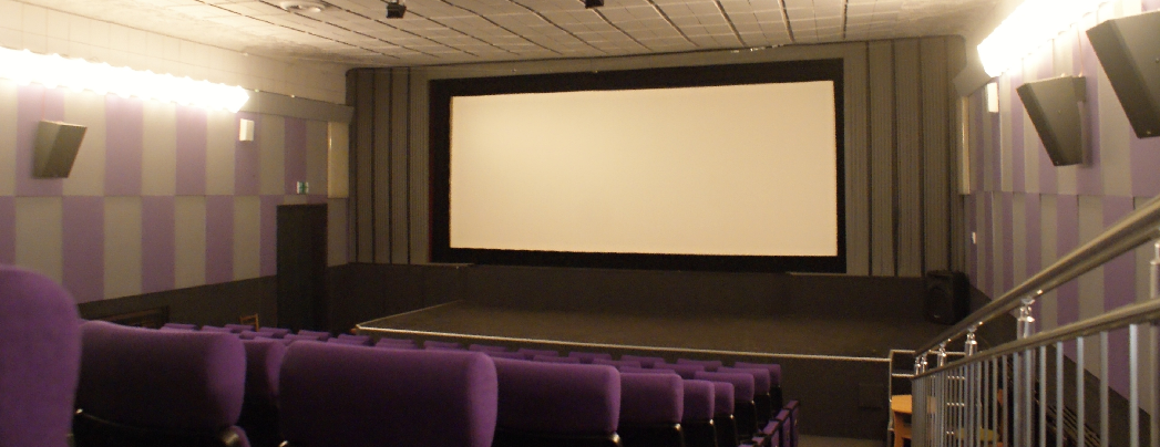 Projekce pod širým nebem - mobilní letní kino v Heřmanově Městci