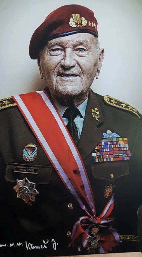 Generál Klemeš slaví 95. narozeniny