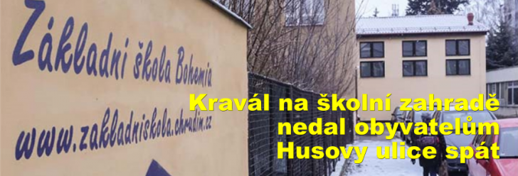 Kravál na školní zahradě nedal obyvatelům Husovy ulice spát